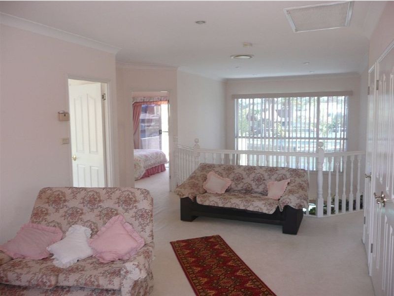 14 Nirvana Court, Runaway Bay QLD 4216