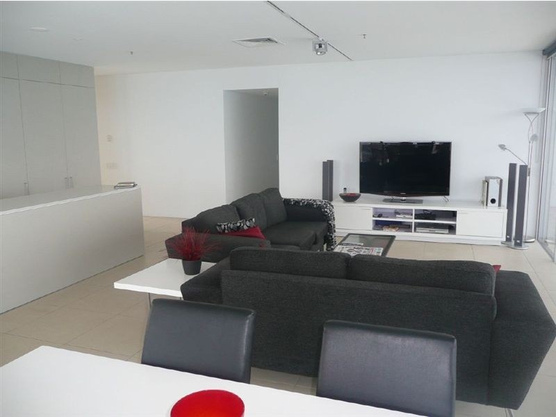 Broadbeach QLD 4218
