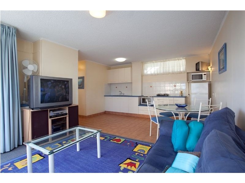 23/2 Ocean Avenue “The Shore”, Surfers Paradise QLD 4217