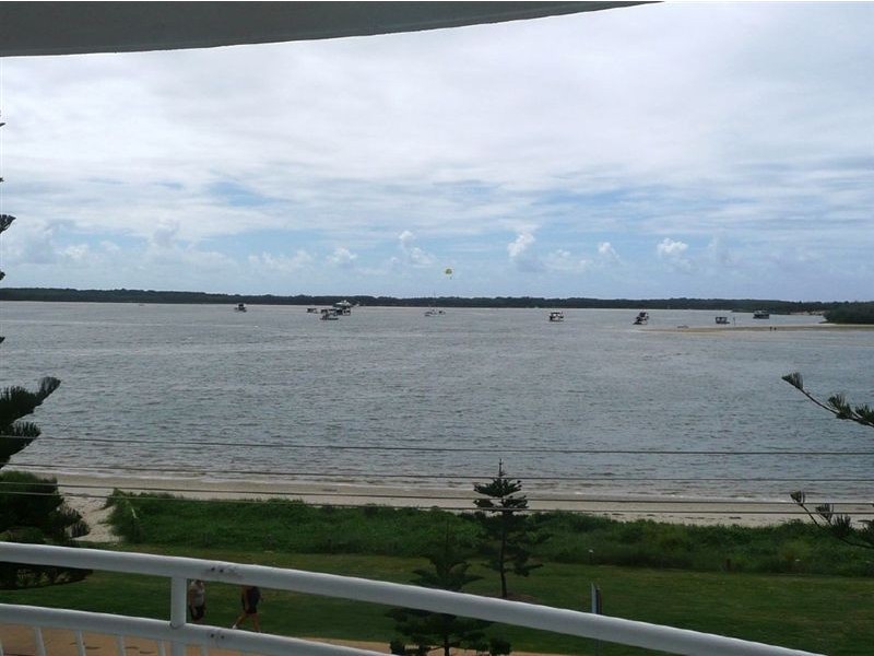 Biggera Waters QLD 4216