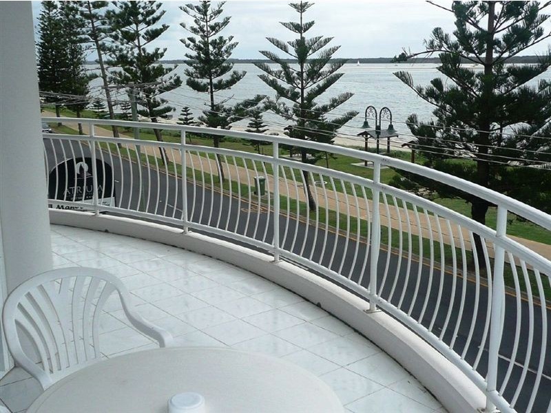 Biggera Waters QLD 4216