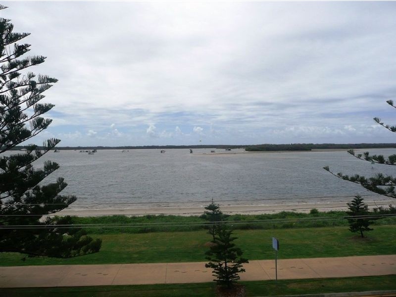 Biggera Waters QLD 4216