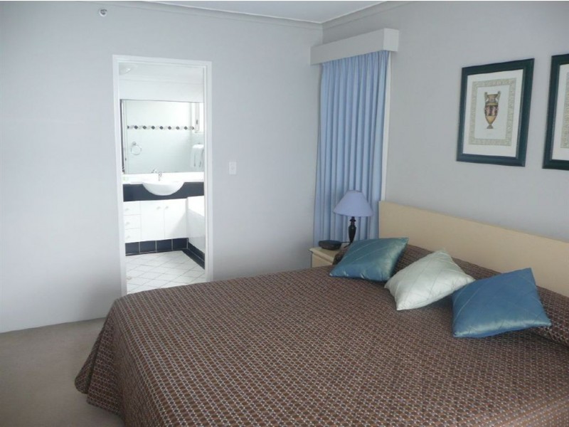 Main Beach QLD 4217