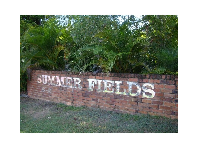 74/33 Edmund Rice Drive, Southport QLD 4215