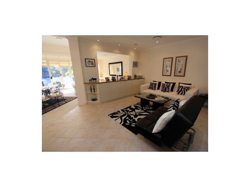 29 Vespa Crescent, Surfers Paradise QLD 4217