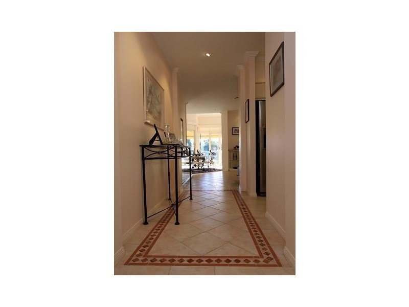 29 Vespa Crescent, Surfers Paradise QLD 4217