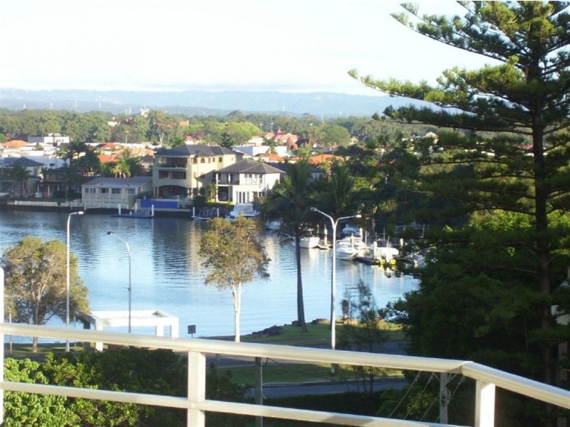 Main Beach QLD 4217