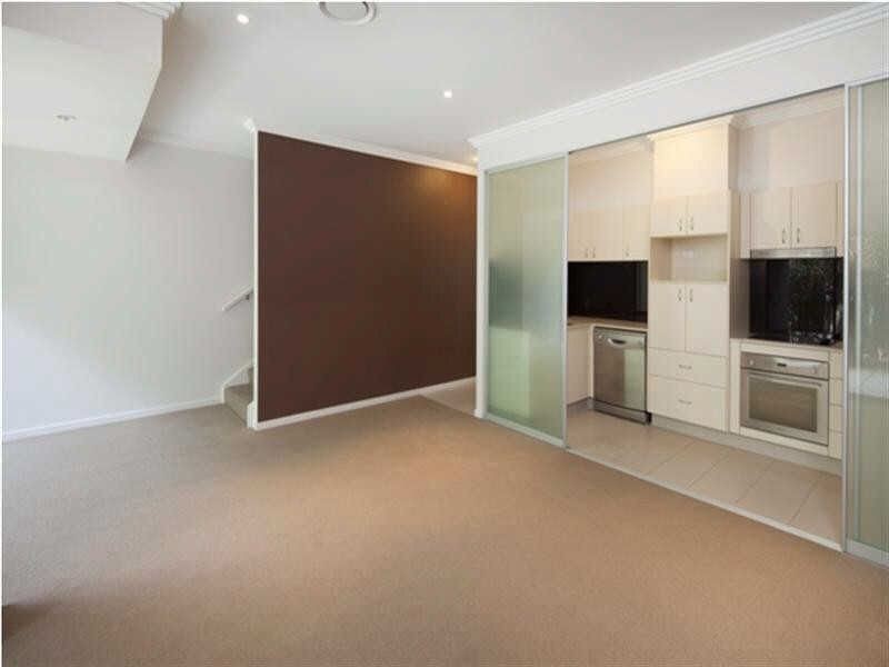 15  The Precinct 45 Bundall Road, Surfers Paradise QLD 4217