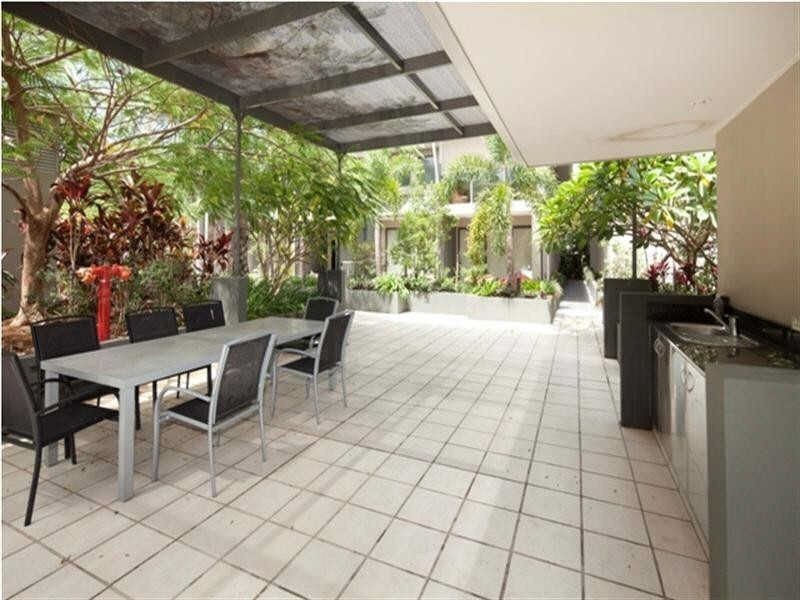 15  The Precinct 45 Bundall Road, Surfers Paradise QLD 4217