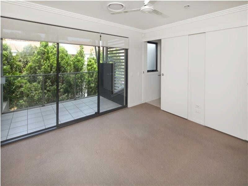 15  The Precinct 45 Bundall Road, Surfers Paradise QLD 4217