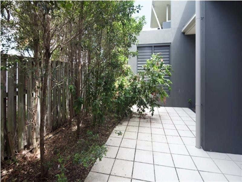 15  The Precinct 45 Bundall Road, Surfers Paradise QLD 4217