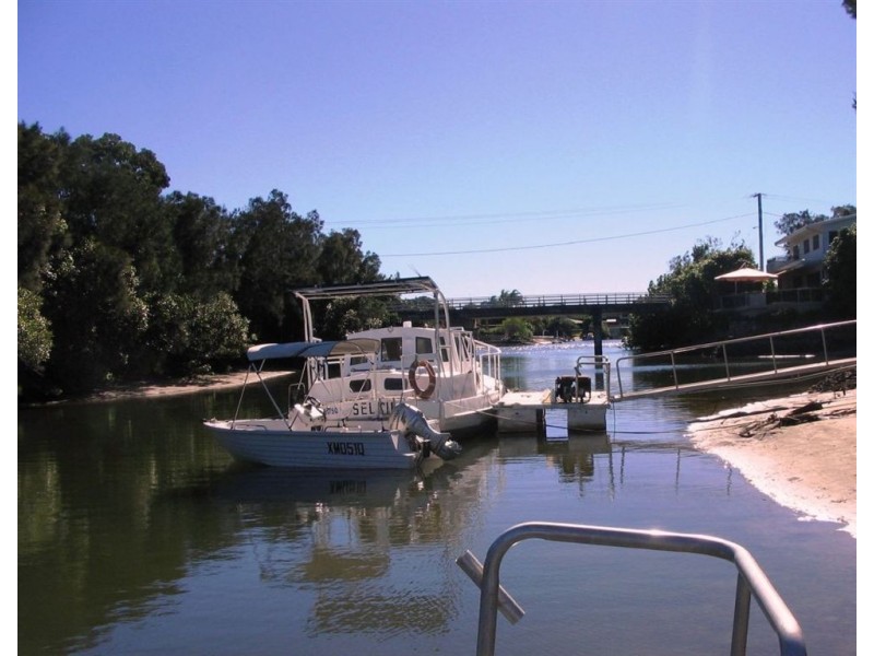 Broadbeach Waters QLD 4218