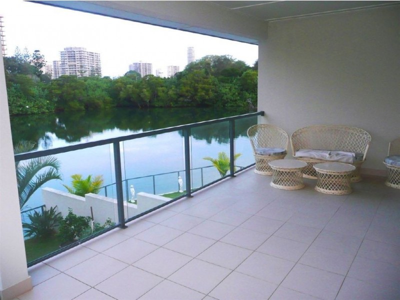 1/46 Paradise Island, Surfers Paradise QLD 4217