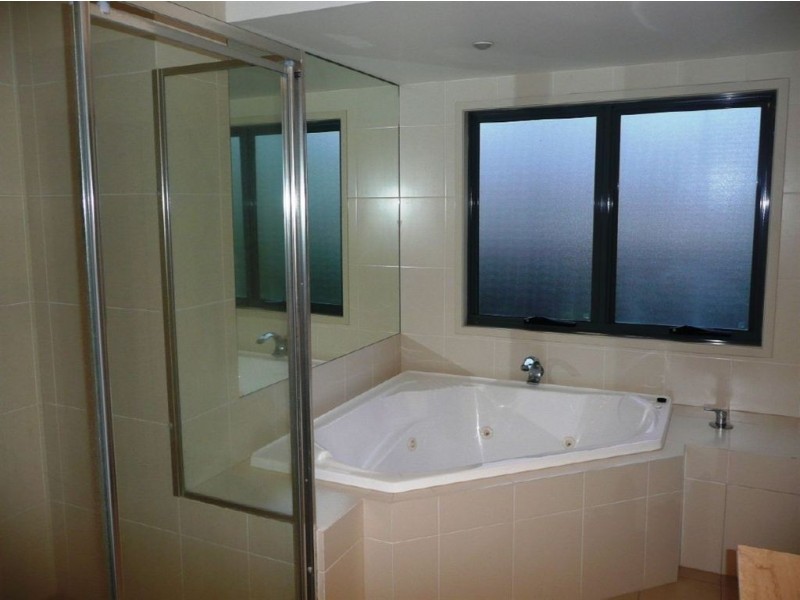 1/46 Paradise Island, Surfers Paradise QLD 4217