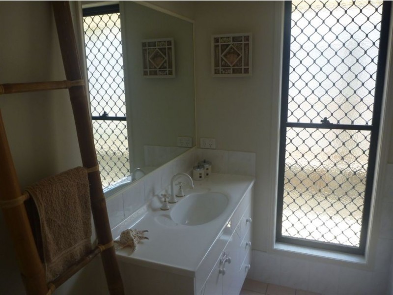 1 Macadamia Drive, Ormeau QLD 4208