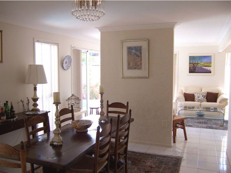 3 The Corso, Isle Of Capri QLD 4217