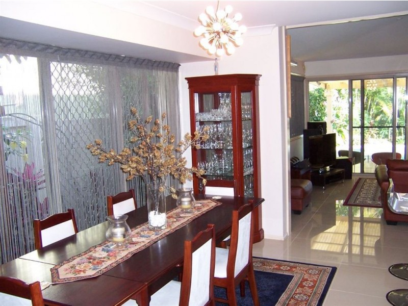 Isle Of Capri QLD 4217