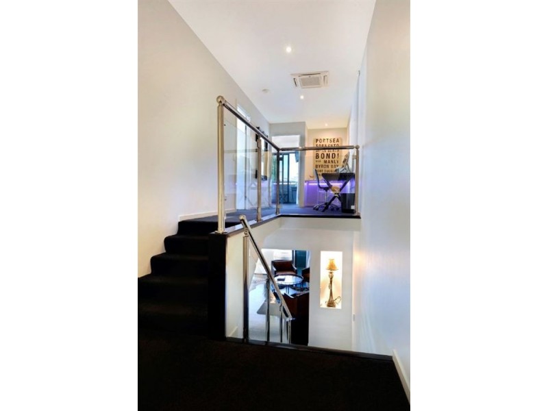 Chevron Island QLD 4217
