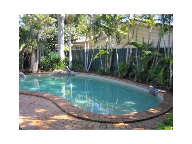 33 Brindisi Avenue, Surfers Paradise QLD 4217