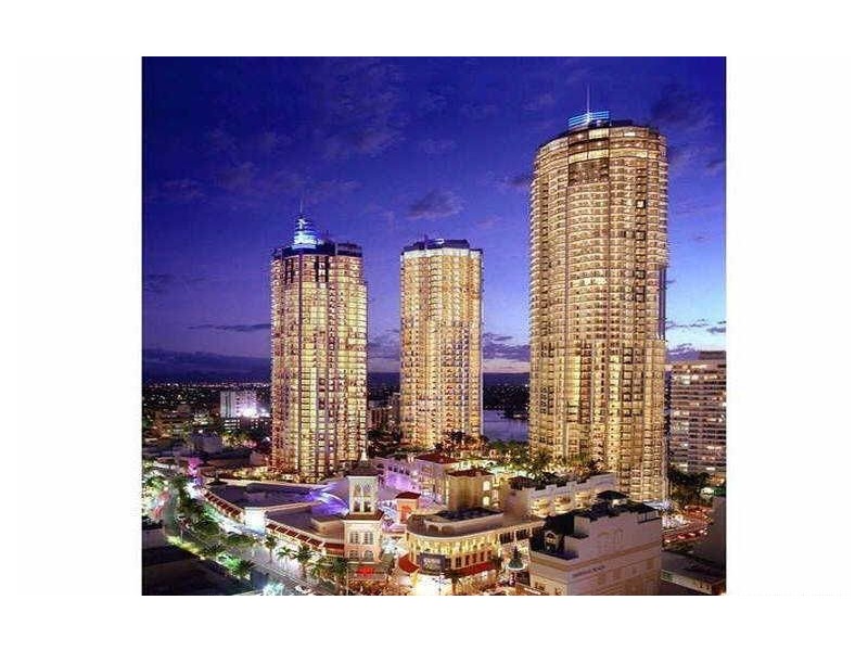 2141 Chevron Renaissance
23 Ferny Avenue, Surfers Paradise QLD 4217