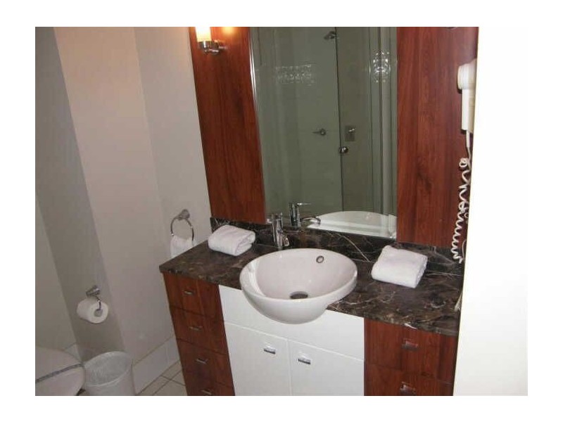 2141 Chevron Renaissance
23 Ferny Avenue, Surfers Paradise QLD 4217