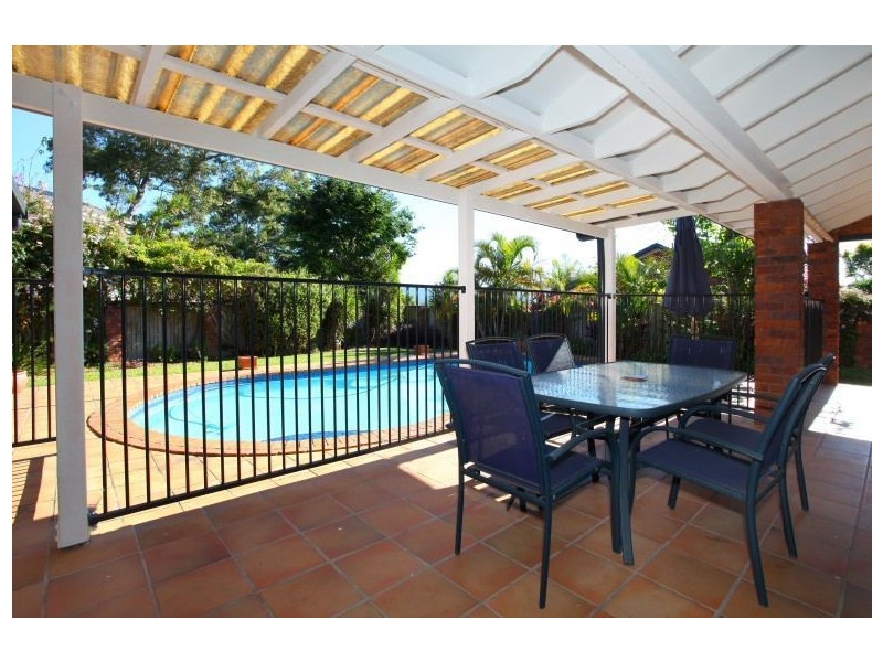 40 Binalong Drive, Ashmore QLD 4214