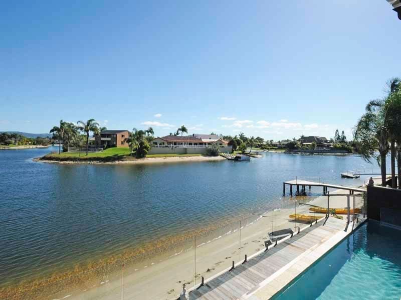 78 Sovereign Drive, Mermaid Waters QLD 4218