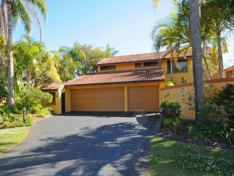 Broadbeach Waters QLD 4218