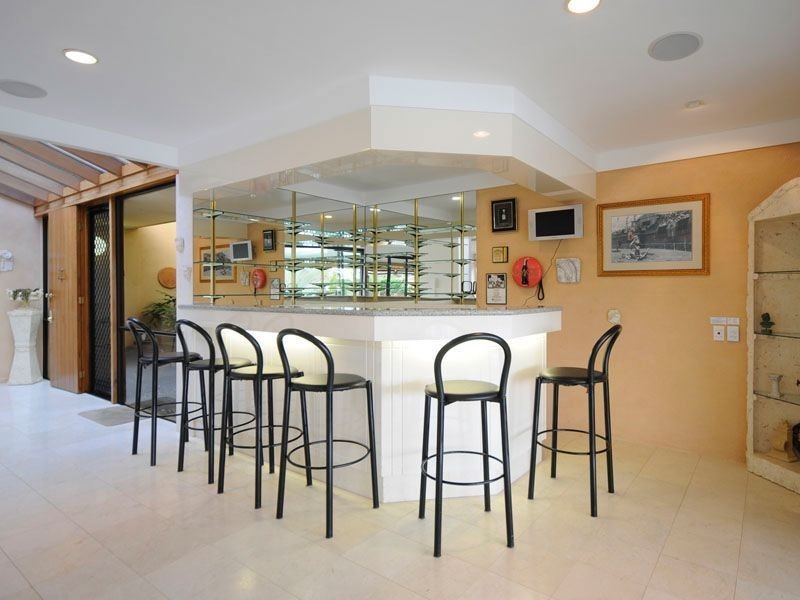 Broadbeach Waters QLD 4218