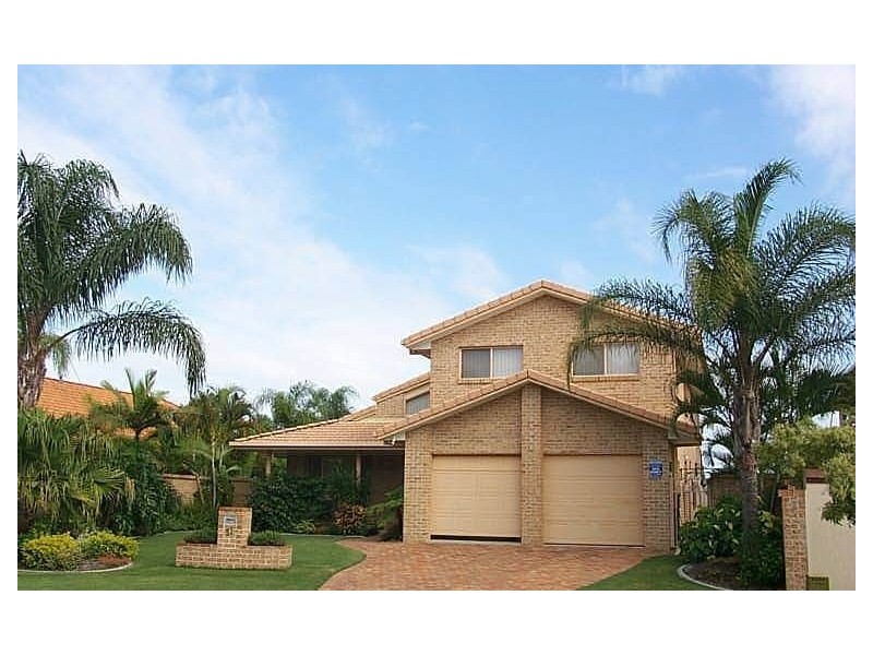 31 Cayman Drive, Clear Island Waters QLD 4226