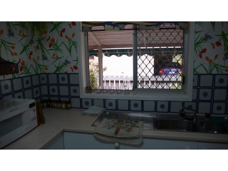 1/6 Christina Court, Mermaid Waters QLD 4218