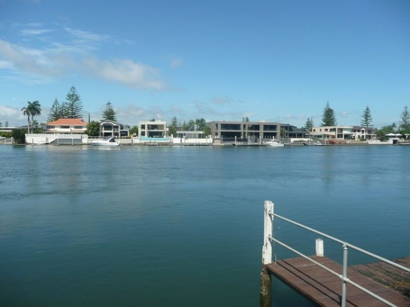 36 Paradise Island, Surfers Paradise QLD 4217