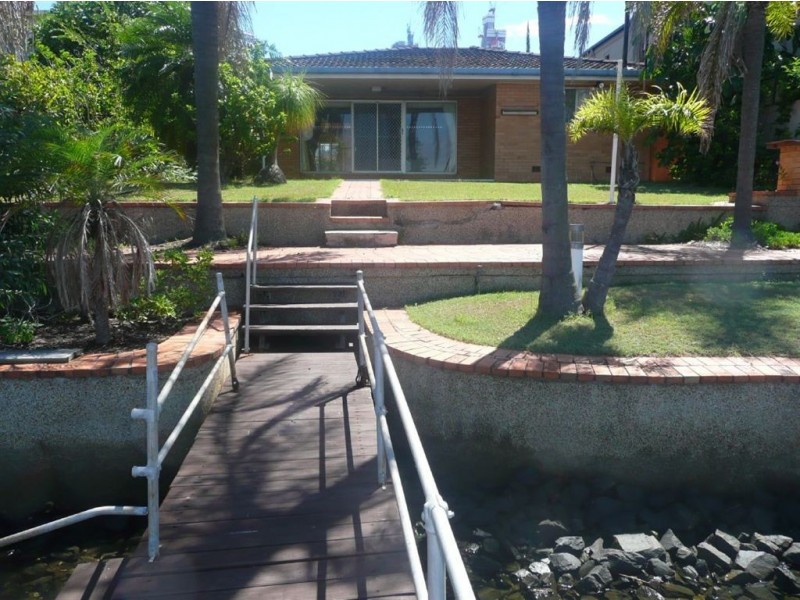 36 Paradise Island, Surfers Paradise QLD 4217