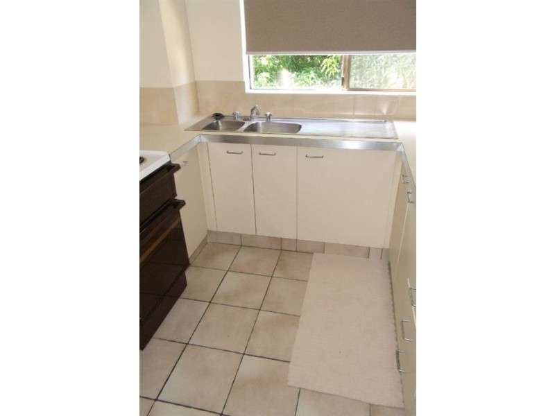 6/26 Lather Street, Southport QLD 4215