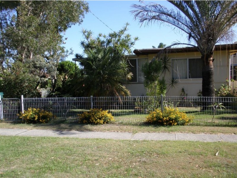 28 Falkinder Avenue, Paradise Point QLD 4216