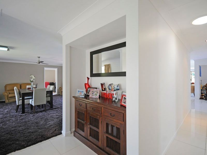 67 Nerang River Drive, Nerang QLD 4211