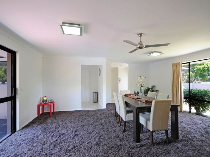 67 Nerang River Drive, Nerang QLD 4211