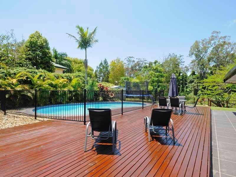 67 Nerang River Drive, Nerang QLD 4211