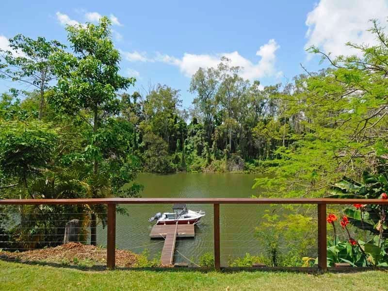 67 Nerang River Drive, Nerang QLD 4211