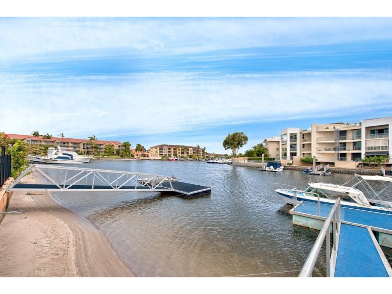 5/79 Bayview Street, Runaway Bay QLD 4216