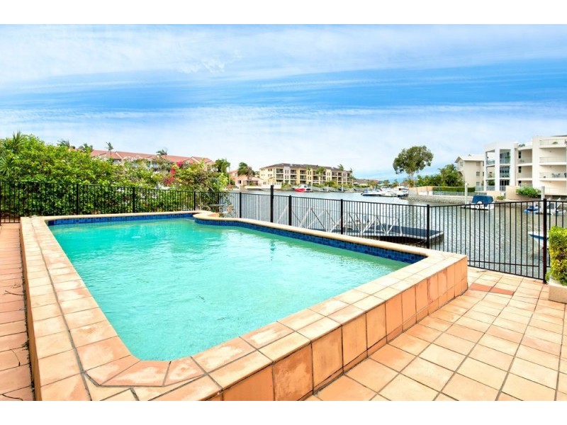 5/79 Bayview Street, Runaway Bay QLD 4216