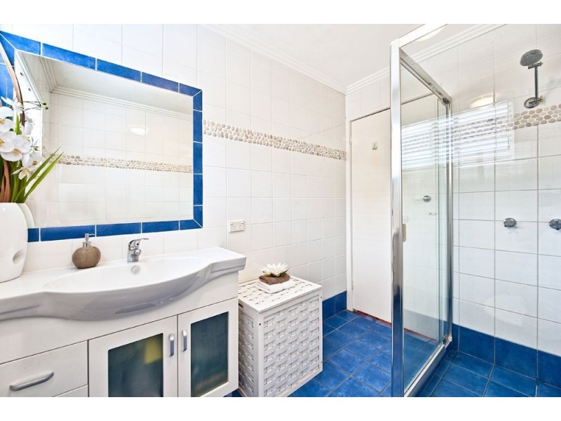 5/79 Bayview Street, Runaway Bay QLD 4216