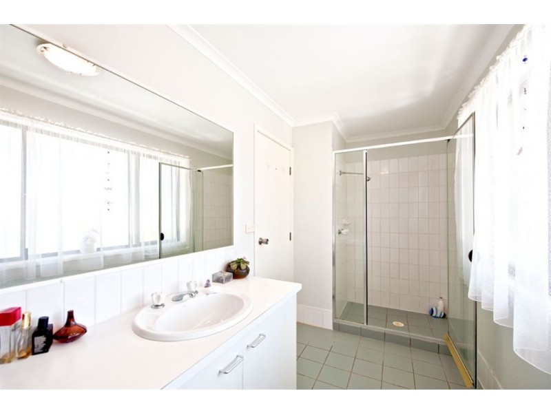 5/35 McMillan Street, Labrador QLD 4215
