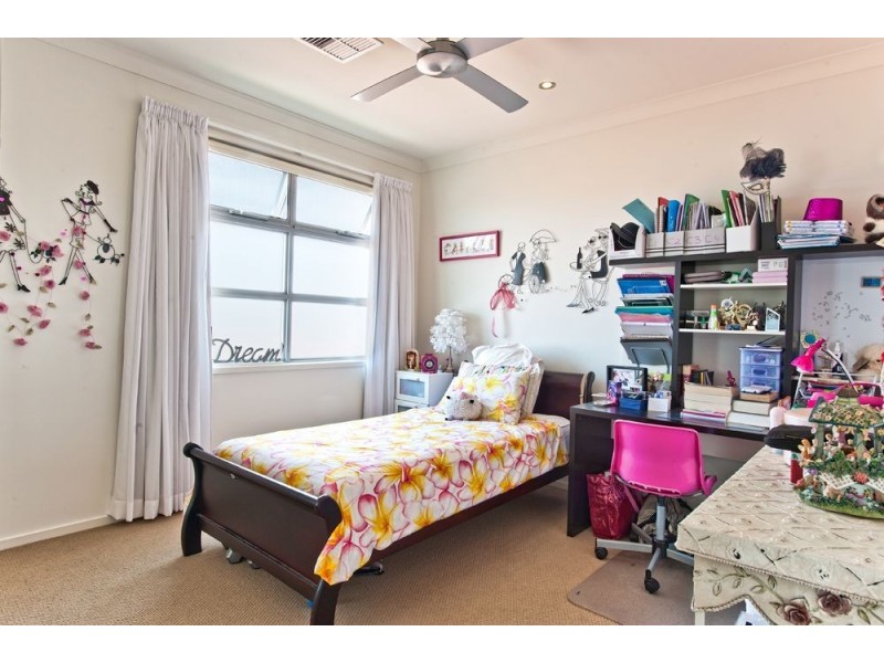 1/15 Teal Avenue, Paradise Point QLD 4216