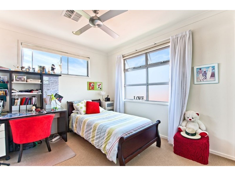 1/15 Teal Avenue, Paradise Point QLD 4216