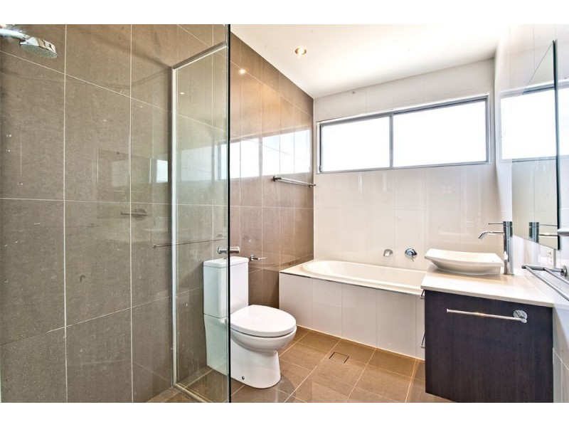 1/15 Teal Avenue, Paradise Point QLD 4216