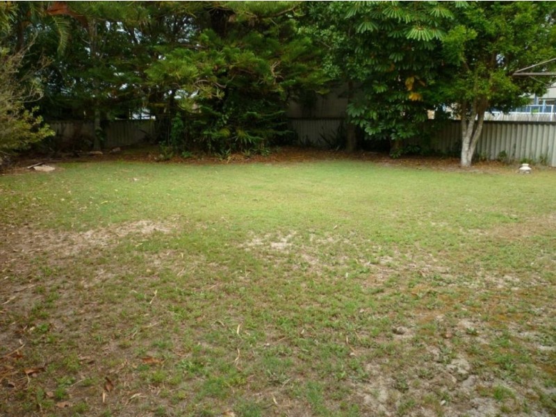 24 Scoter Avenue, Paradise Point QLD 4216