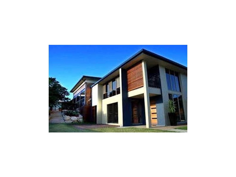 19 Wallaroo Way, Ashmore QLD 4214