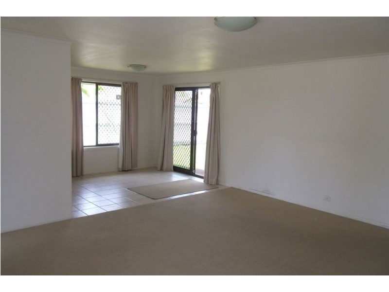 148 Ashmore Road, Bundall QLD 4217