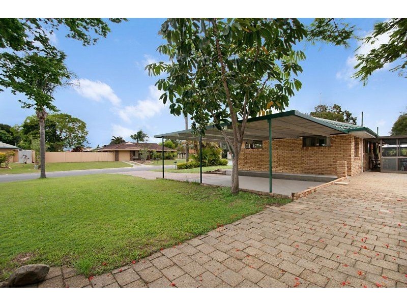 23 Wayfarer Avenue, Mermaid Waters QLD 4218